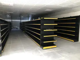 اجرای قفسه بندی گاندولا در فروشگاه اتکا